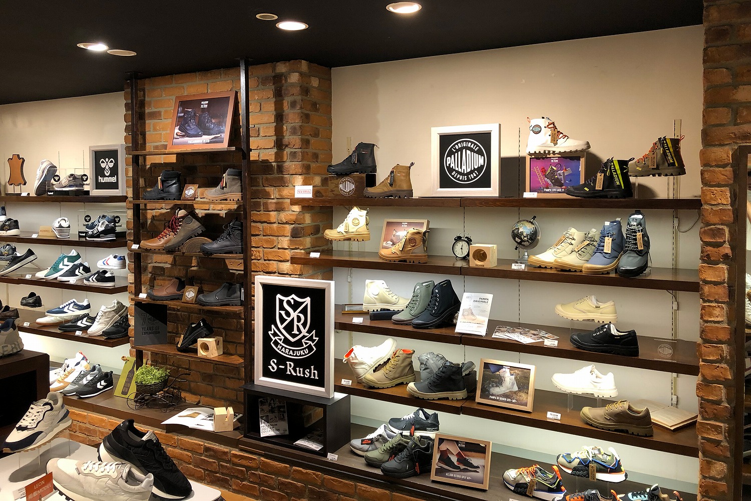 【エスラッシュ】神戸の高級紳士靴店 Queen Classico内にスニーカーセレクトSRush神戸店がオープン！ 総合スポーツ用品のSSK